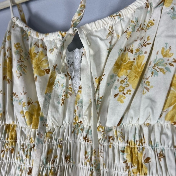 WAYF Wisteria Floral Prairie Smocked Midi Tiered Dress XS - Picture 4 of 8